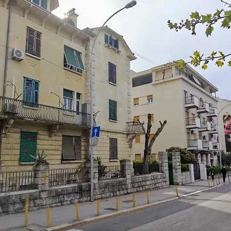 Apartment Stylish Gita In The Heart Of Split!